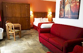 Room in Woodland Lodge at Camp Kulaqua Retreat and Conference Center, FL